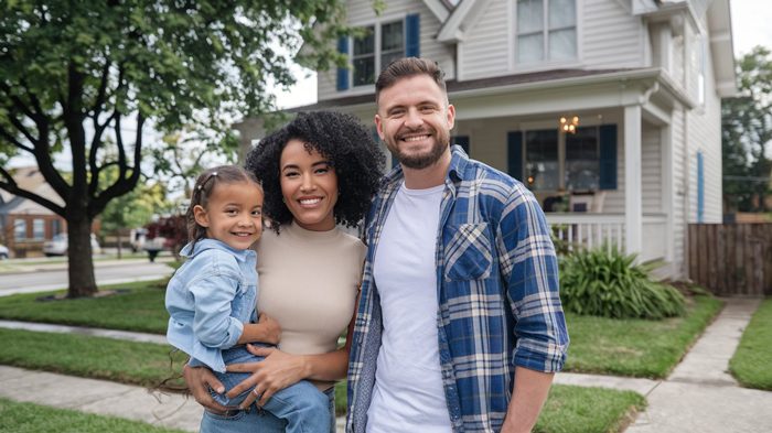 Renovation Remodeling Success and Happy Family - Renobility.com